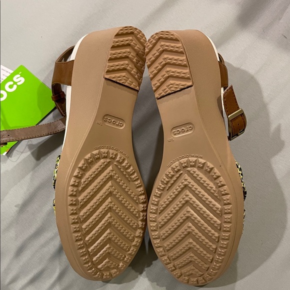 CROCS Women's Brown and Cream Patterned Sandals - Picture 3 of 4